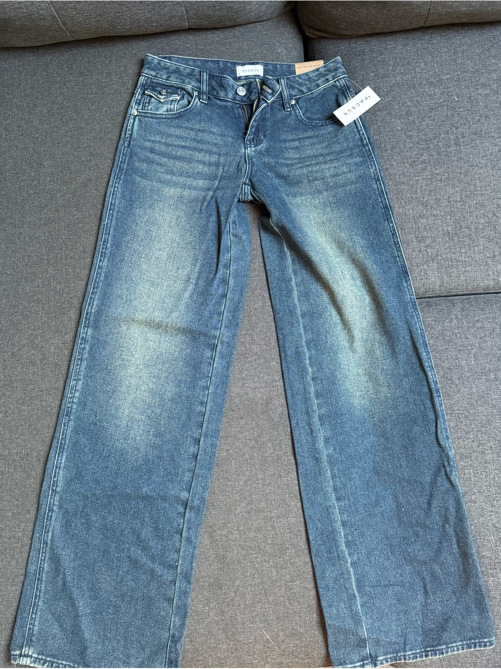 PacSun Women's Low Rise Wide Leg Jeans